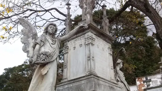 Nossa Senhora Aparecida Municipal Cemetery