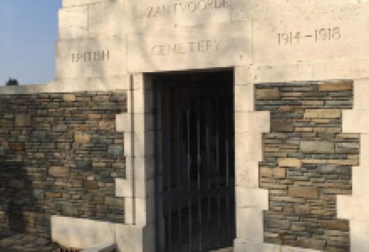 Zantvoorde British Cemetery景点图片