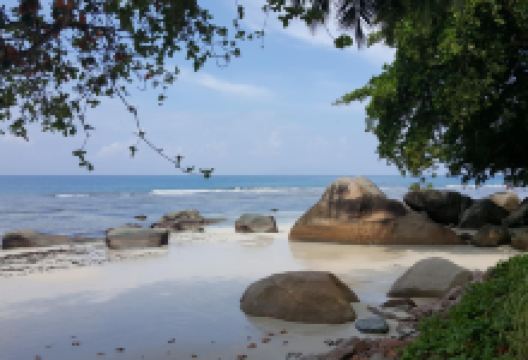 布法隆海滩景点图片