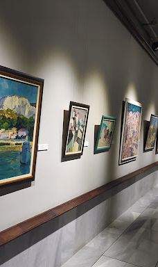 Art Gallery-多布里奇