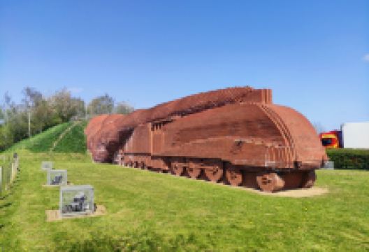 David Mach's Train Sculpture, Darlington景点图片