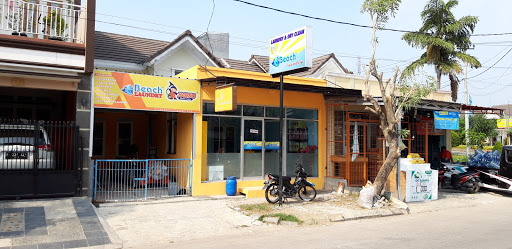 Vila Mutiara Cikarang 2 Boulevard餐厅图片