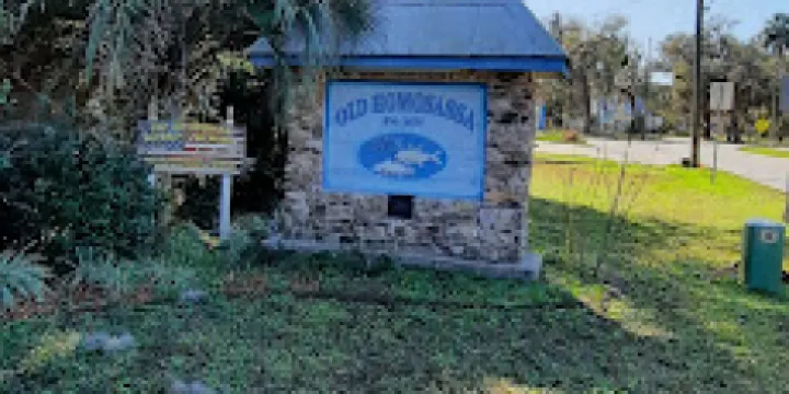 Old Homosassa Veterans Memorial