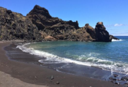 Playa Roque Bermejo景点图片