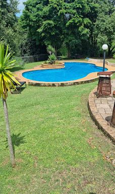 姆邦贝拉地方自治市