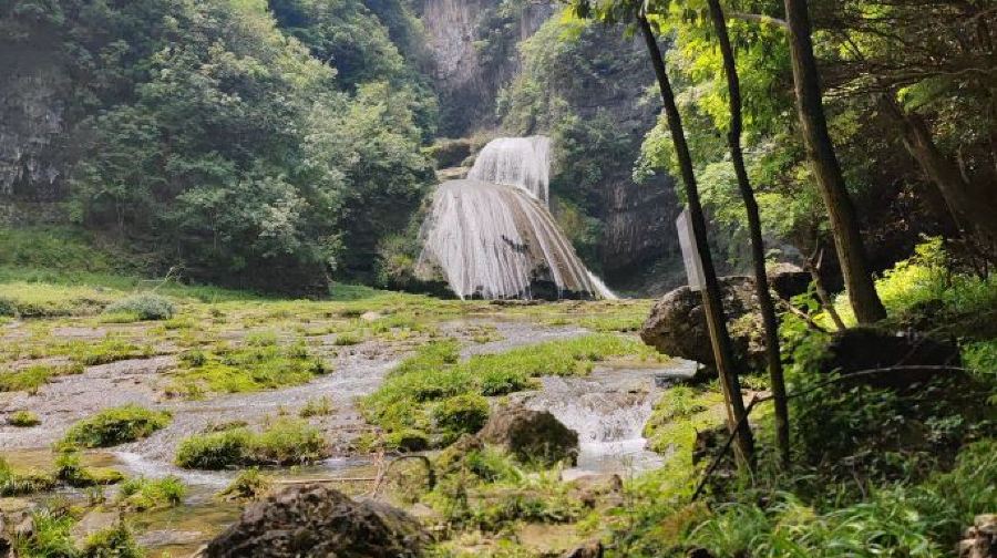 凤冈三叠水风景旅游区