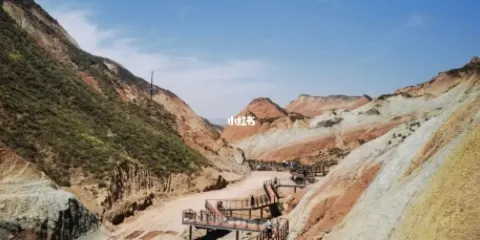 蘭州水墨丹霞旅遊景區觀景台