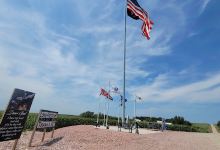 Field of Flags景点图片