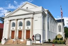 Russellville United Methodist Temple景点图片