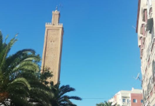 Azzahra Mosque景点图片