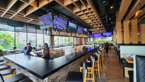 Moxies - Plano