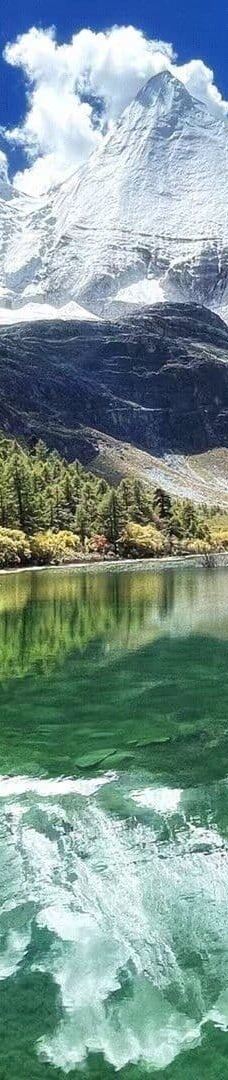 稻城亚丁-央迈勇雪山-稻城