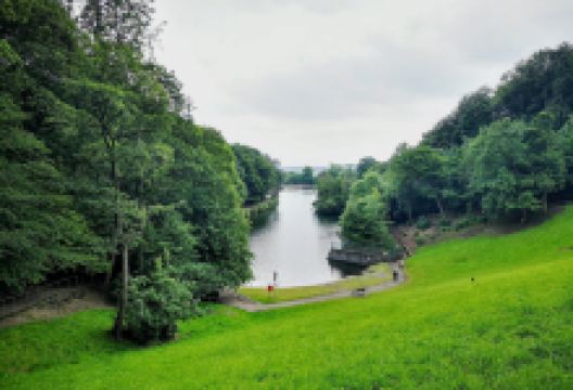 Chellow Dean Reservoirs景点图片