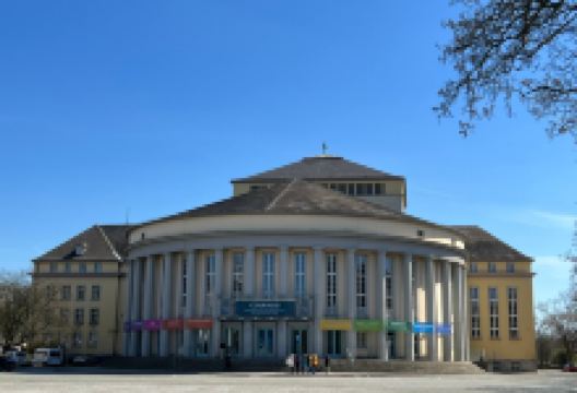 萨尔州立剧院景点图片