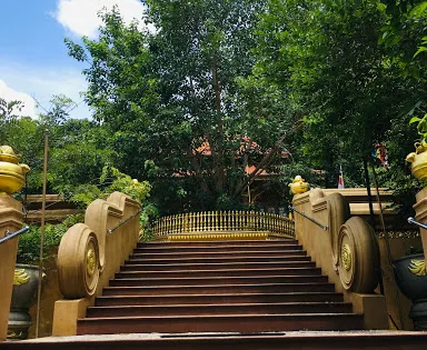Mahamevnawa Buddhist Monastery, Polpitigama