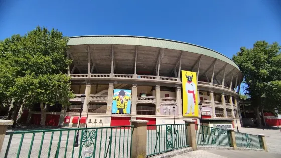 潘普洛納鬥牛場