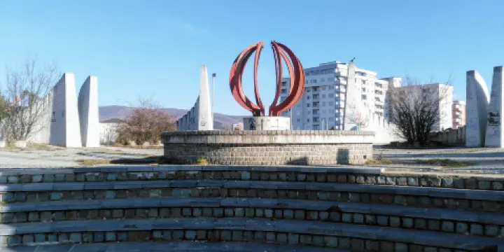 National Martyr s Monument （Varrezat e Deshmoreve）