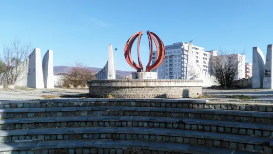 National Martyr s Monument （Varrezat e Deshmoreve）