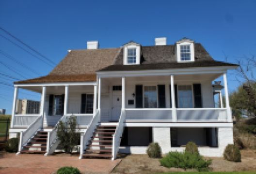 Meadow Garden景点图片