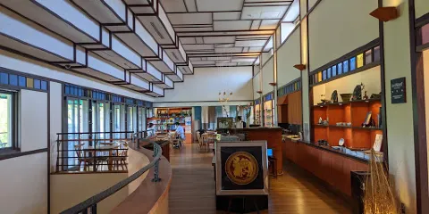 石川縣九谷燒美術館