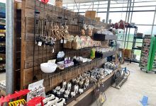 10 and 10 Nurseries and Garden Centre购物图片
