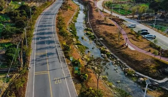 鄧山村碧道