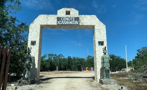 Cenote Xcanahaltun