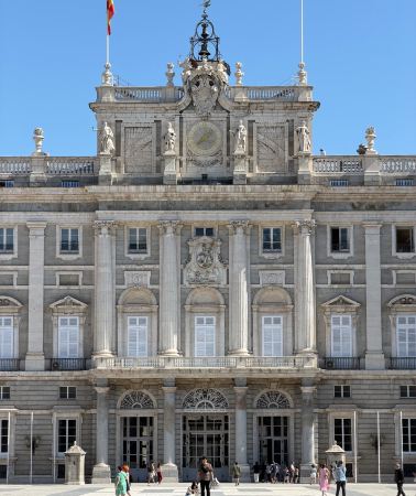 8D7N • Full Spain tour Madrid & Seville & Ronda & Granada & Barcelona, Royal Palace of Madrid, Museo Nacional del Prado, Seville Cathedral, Alhambra, Sagrada Família, Casa Mila, Parc Guell