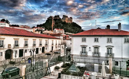Biblioteca Municipal Afonso Lopes Vieira