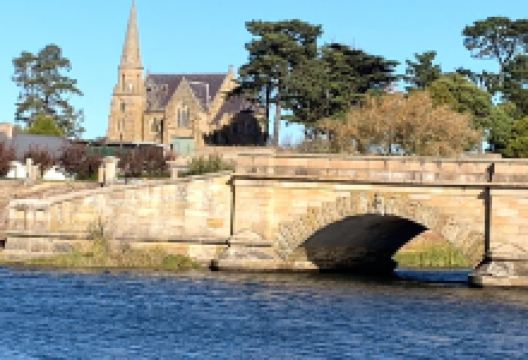 罗斯四角景点图片