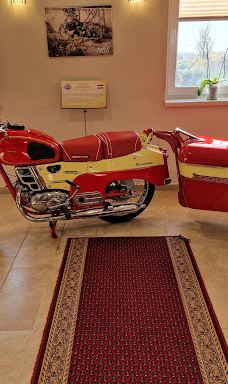 Kaáli Autó-Motor Múzeum-巴拉顿菲赖德区