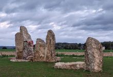 Menhir Danthine景点图片