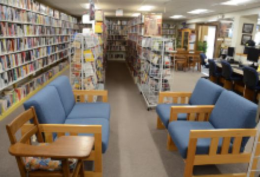 Utica Public Library District景点图片