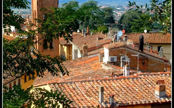 Arco di Castruccio Castracani