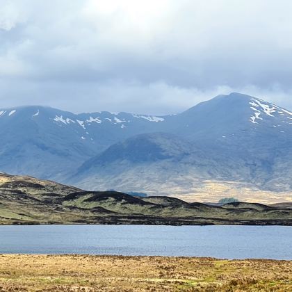 英国爱丁堡+苏格兰高地+格拉斯哥11日9晚私家团