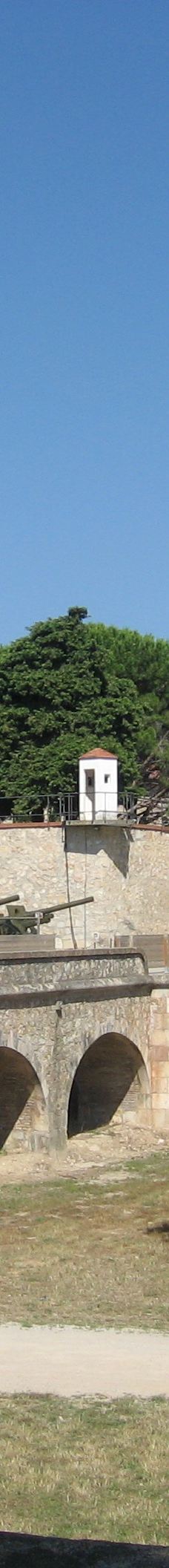 圣费兰城堡-菲格拉斯