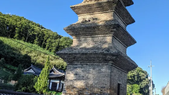 安東法興寺址七層磚塔
