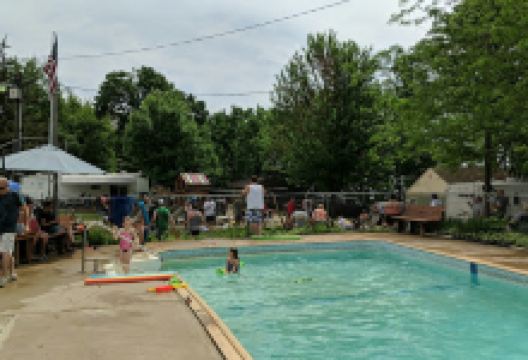 North Shore Campground景点图片