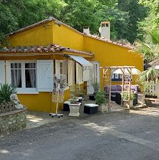 Camping De Nogarede-塞雷