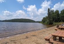 Parc municipal (plage) de Lac-Édouard景点图片