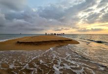 Sperm Island景点图片