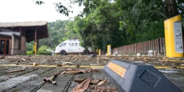 向星旅行保亭雅布倫大本房車營地