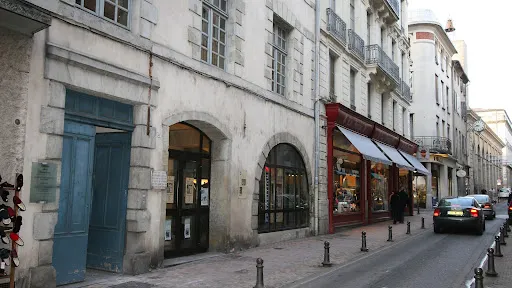 Memorial House (Maison des Memoires)