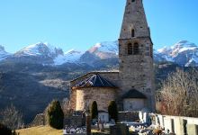Église romane (Mère Église)景点图片