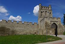 Szydlow City Walls景点图片