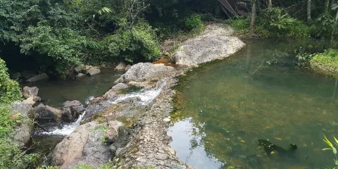 Namtok Lan Rak or Namtok Tat Hin Kong