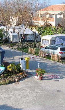 Camping Playa de Poniente-莫特里尔