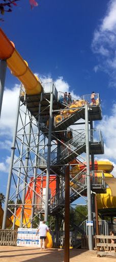 水上乐园-昂蒂布