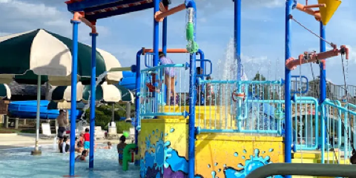 Robert Flemming Aquatic Center