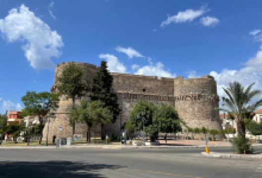 Castello Aragonese景点图片